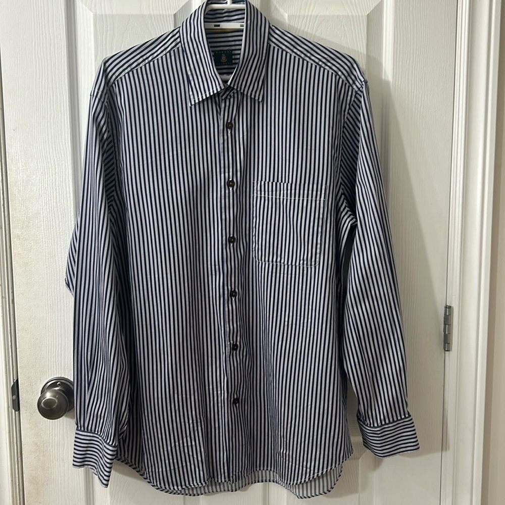 Robert Talbot Men’s dress shirt size Medium 100% cotton blue beige stripes